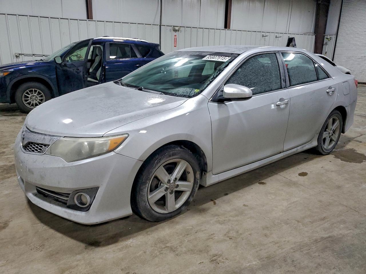 TOYOTA CAMRY BASE 2012