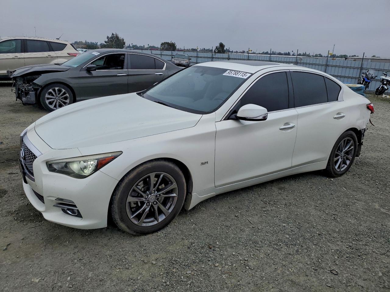 INFINITI Q50 PREMIU 2017