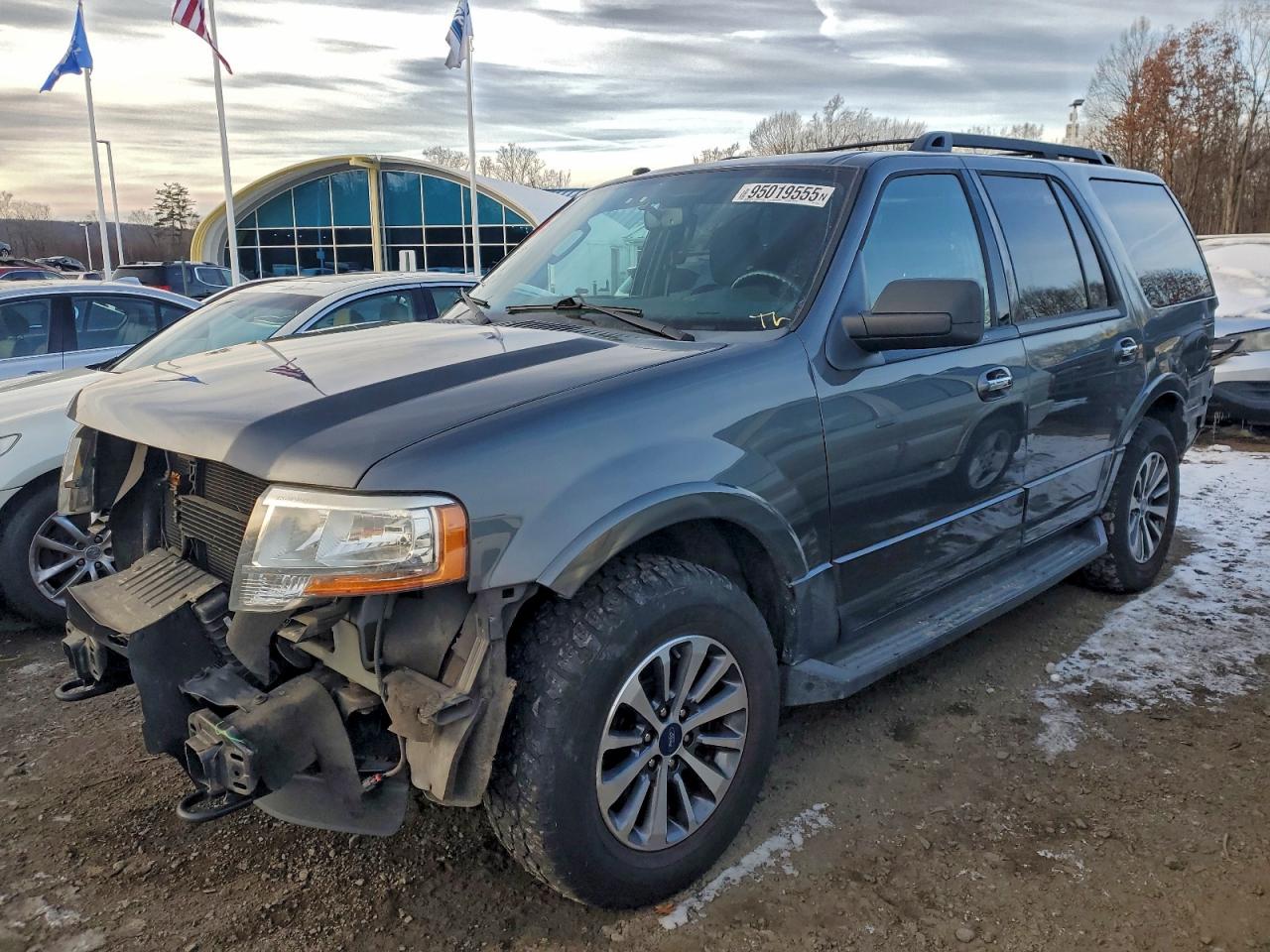FORD EXPEDITION 2016