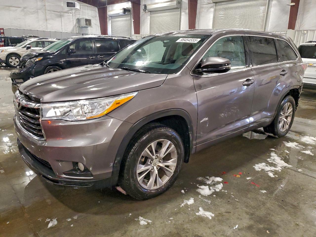 TOYOTA HIGHLANDER 2015