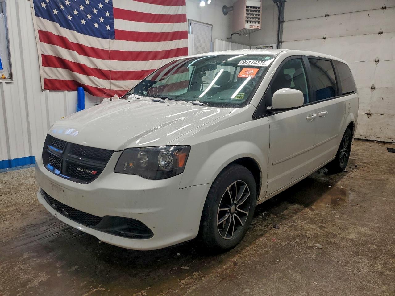 DODGE GRAND CARAVAN 2015