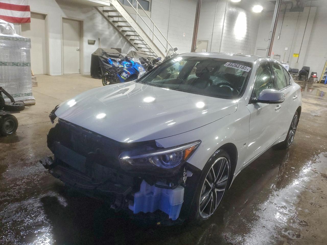 INFINITI Q50 2014