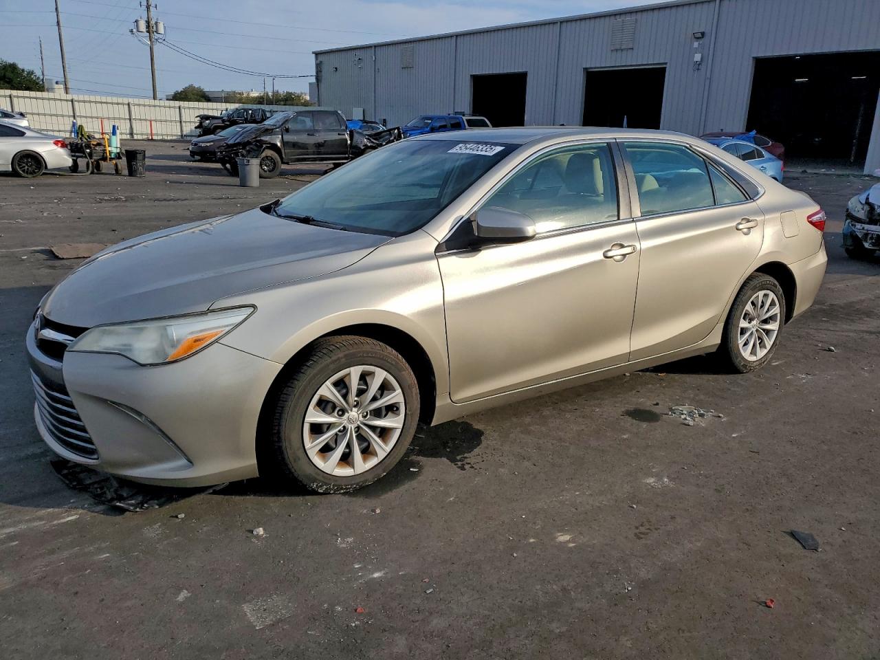 TOYOTA CAMRY LE 2016