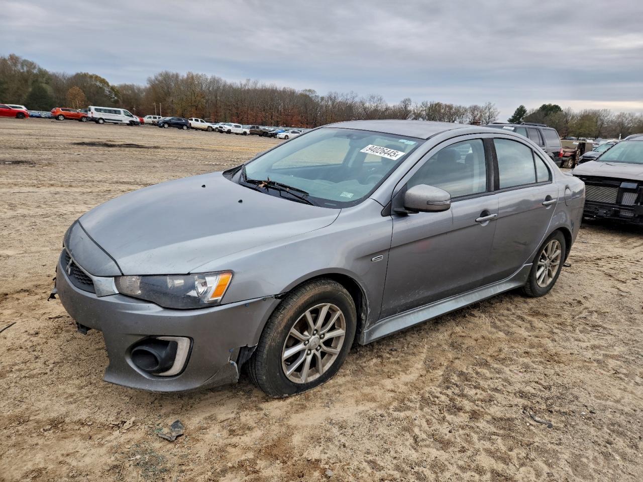 MITSUBISHI LANCER ES 2016