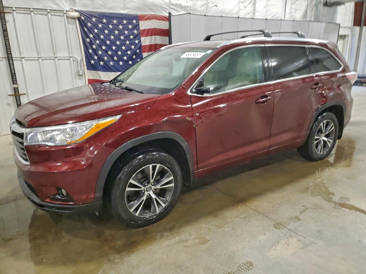 TOYOTA HIGHLANDER 2016