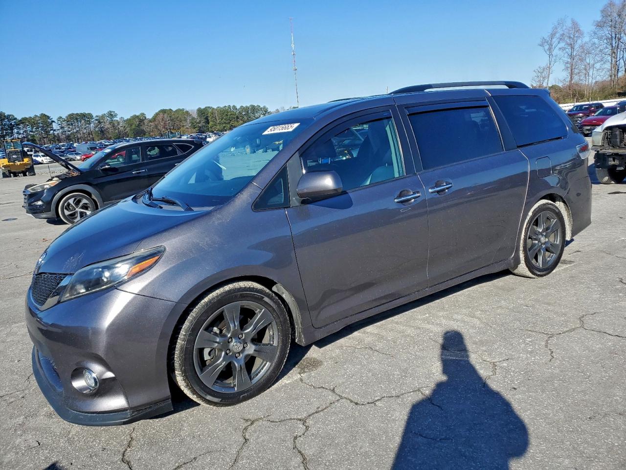 TOYOTA SIENNA SE 2017