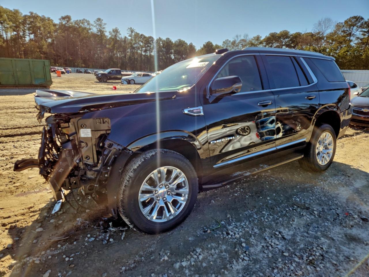 GMC YUKON DENA 2025