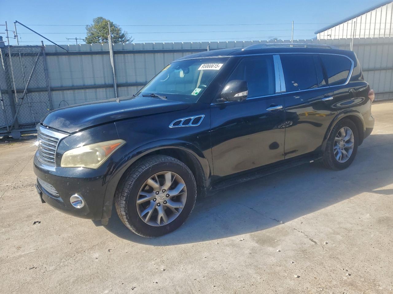 INFINITI QX56 2012