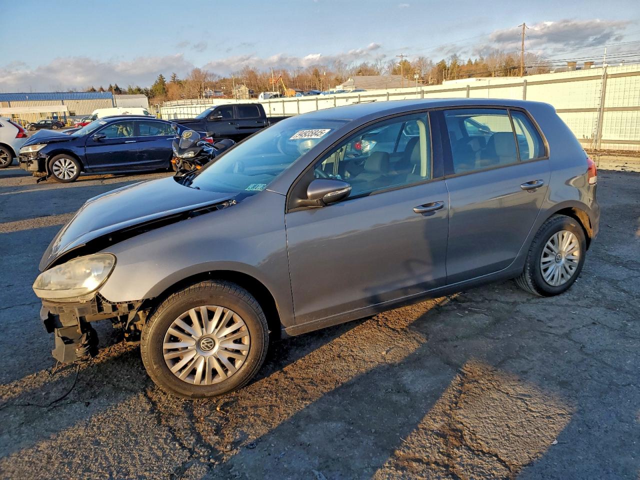 VOLKSWAGEN GOLF 2012