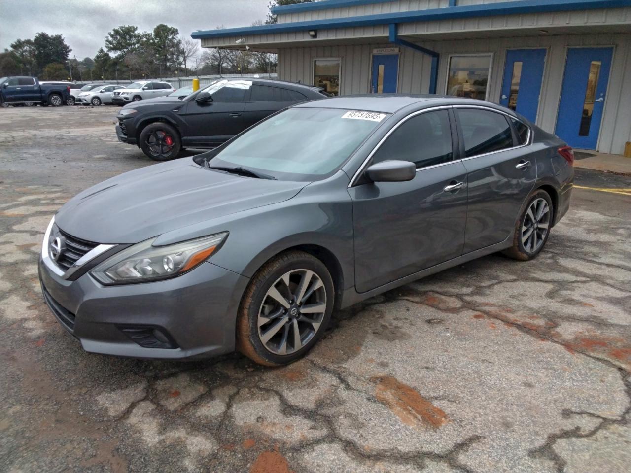 NISSAN ALTIMA 2017