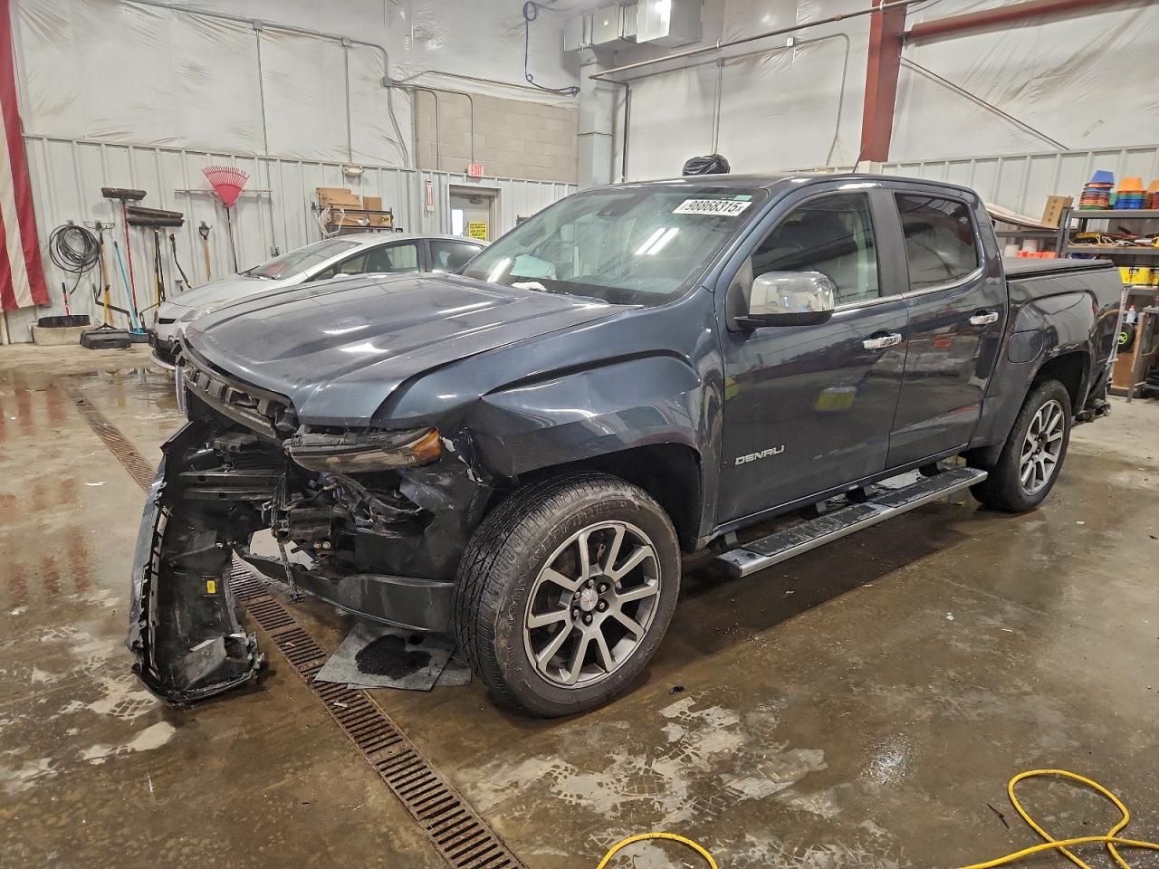 GMC CANYON DEN 2020