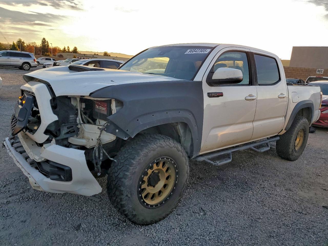 TOYOTA TACOMA 2019