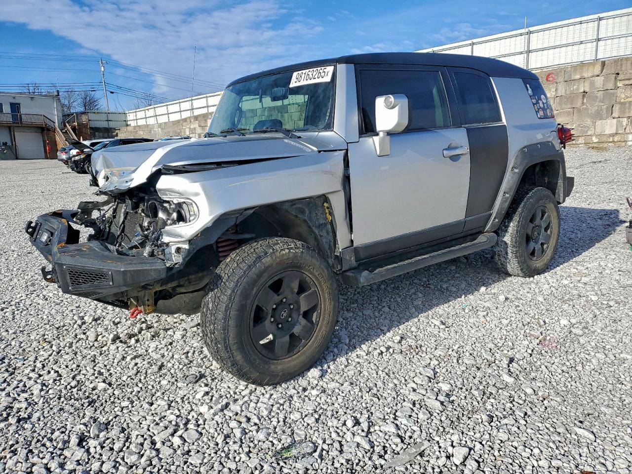 TOYOTA FJ CRUISER 2008