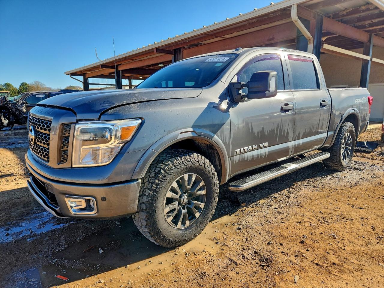 NISSAN TITAN SV 2019