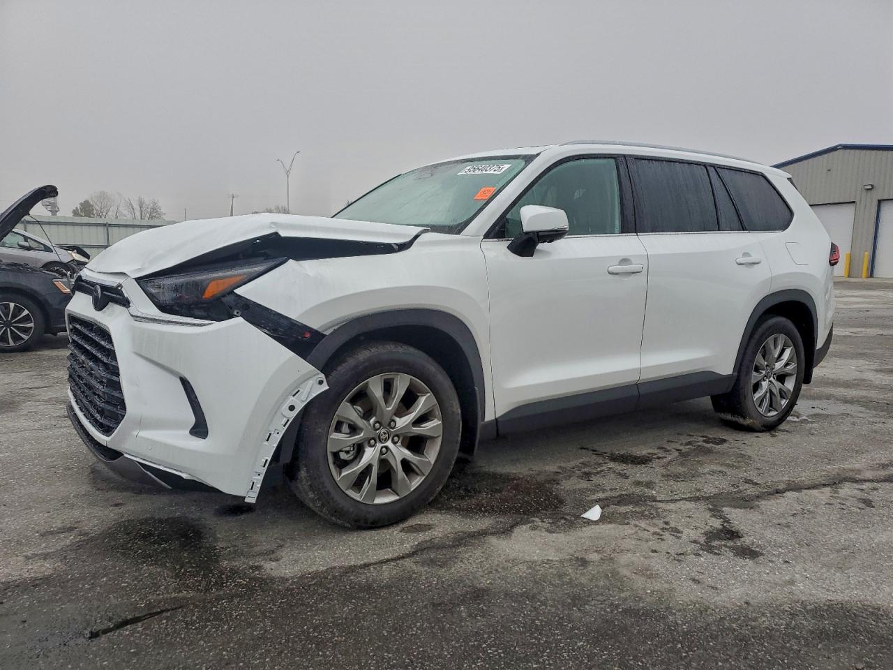 TOYOTA GRAND HIGHLANDER 2026
