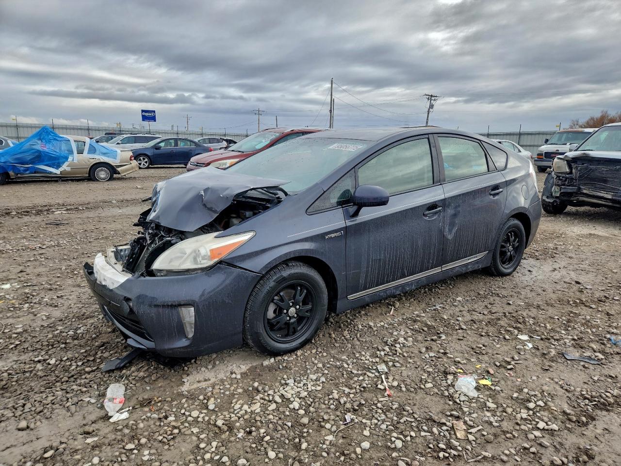 TOYOTA PRIUS 2012