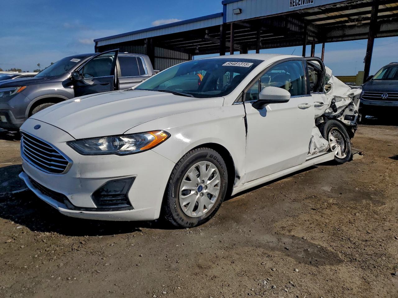 FORD FUSION S 2019