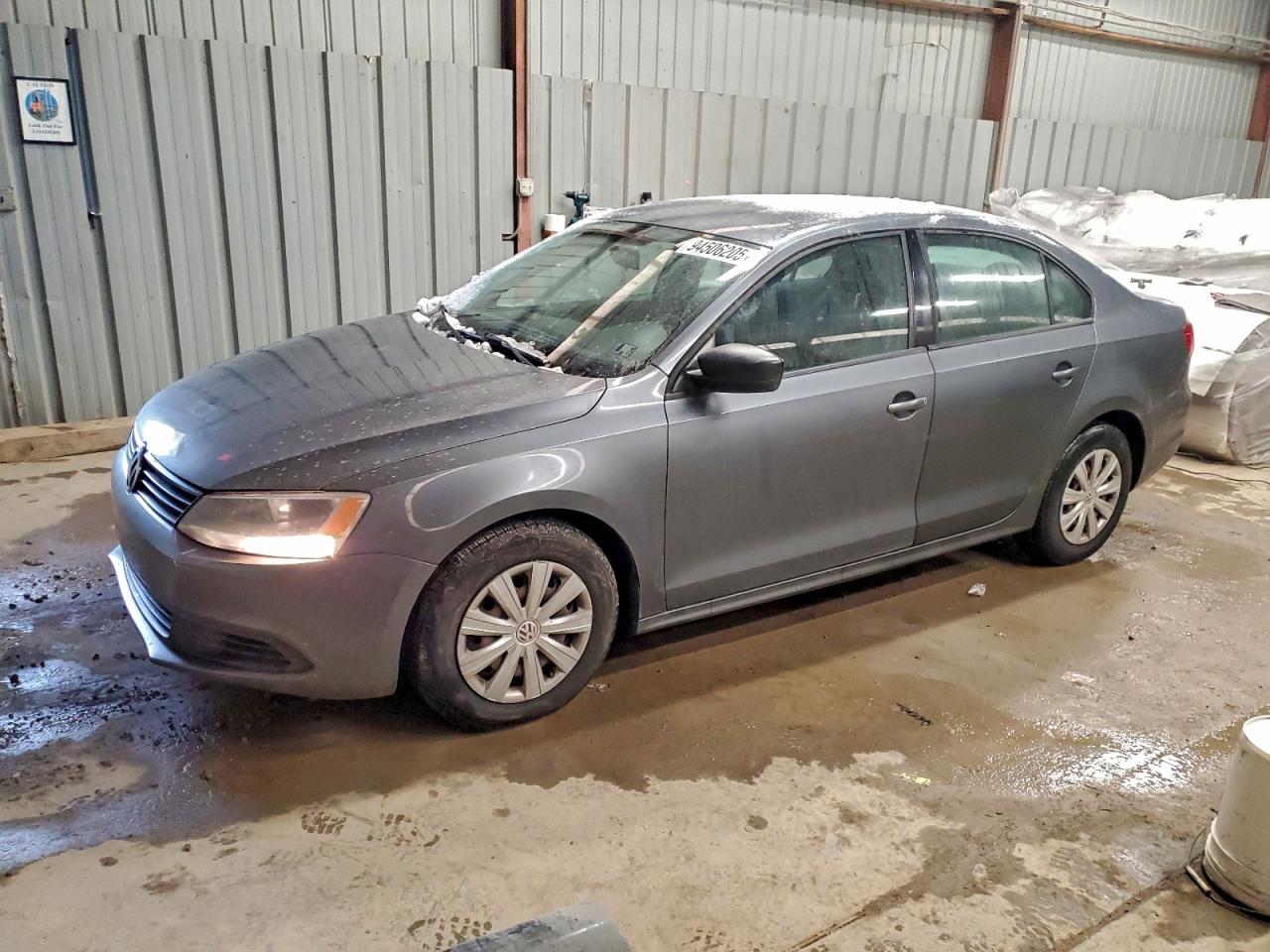 VOLKSWAGEN JETTA BASE 2013