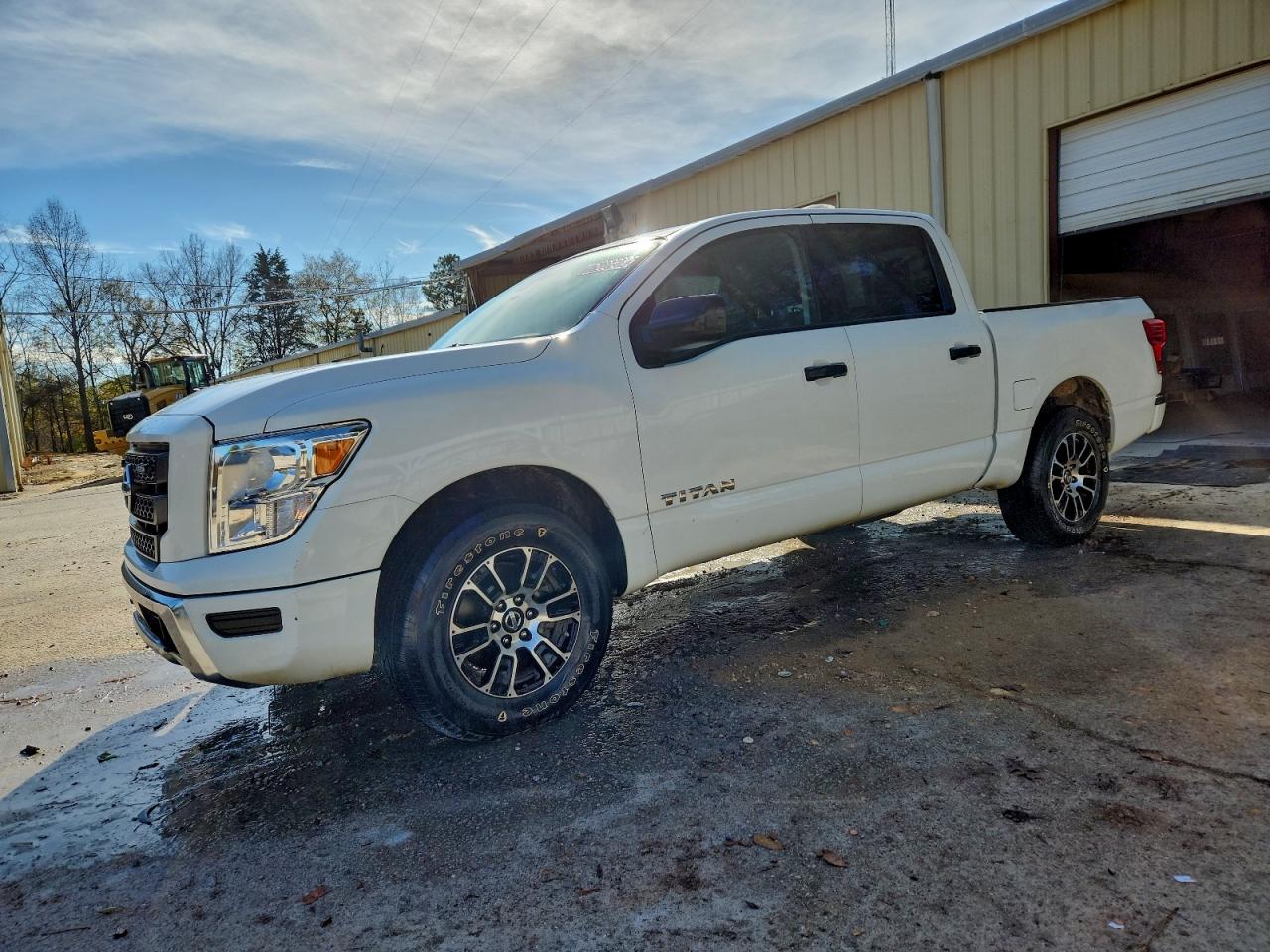 NISSAN TITAN S 2022