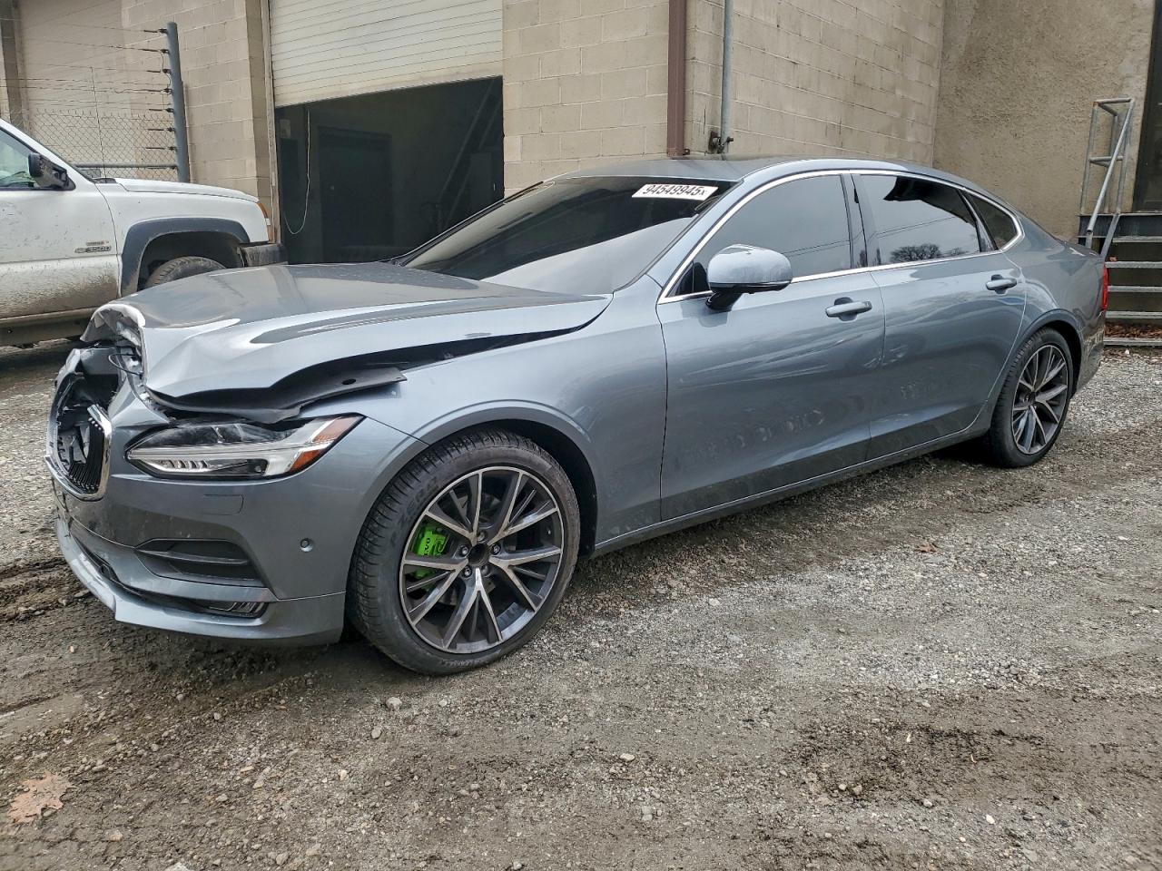 VOLVO S90 T5 MOM 2018