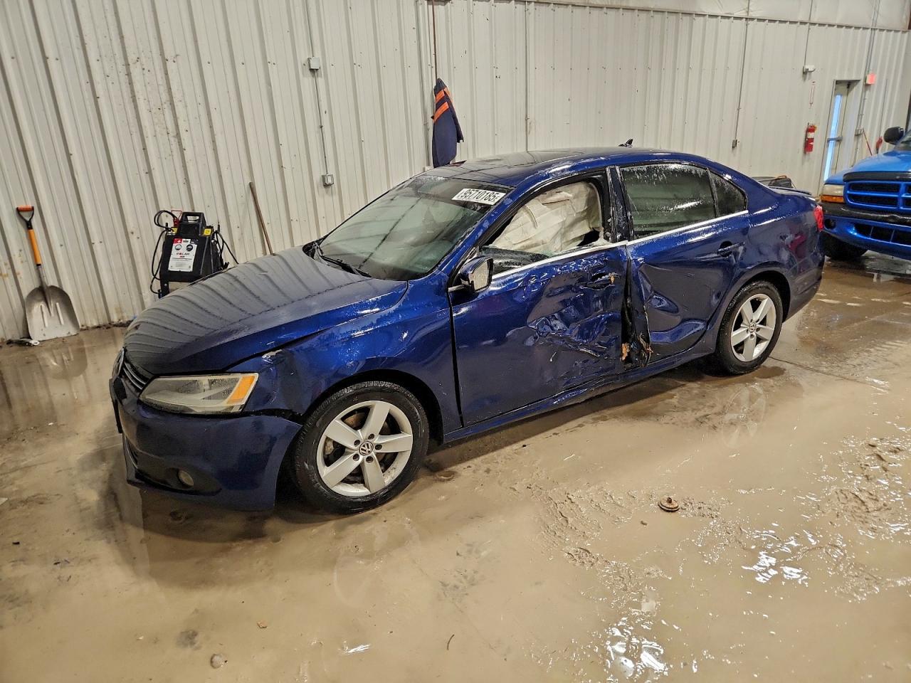 VOLKSWAGEN JETTA 2012
