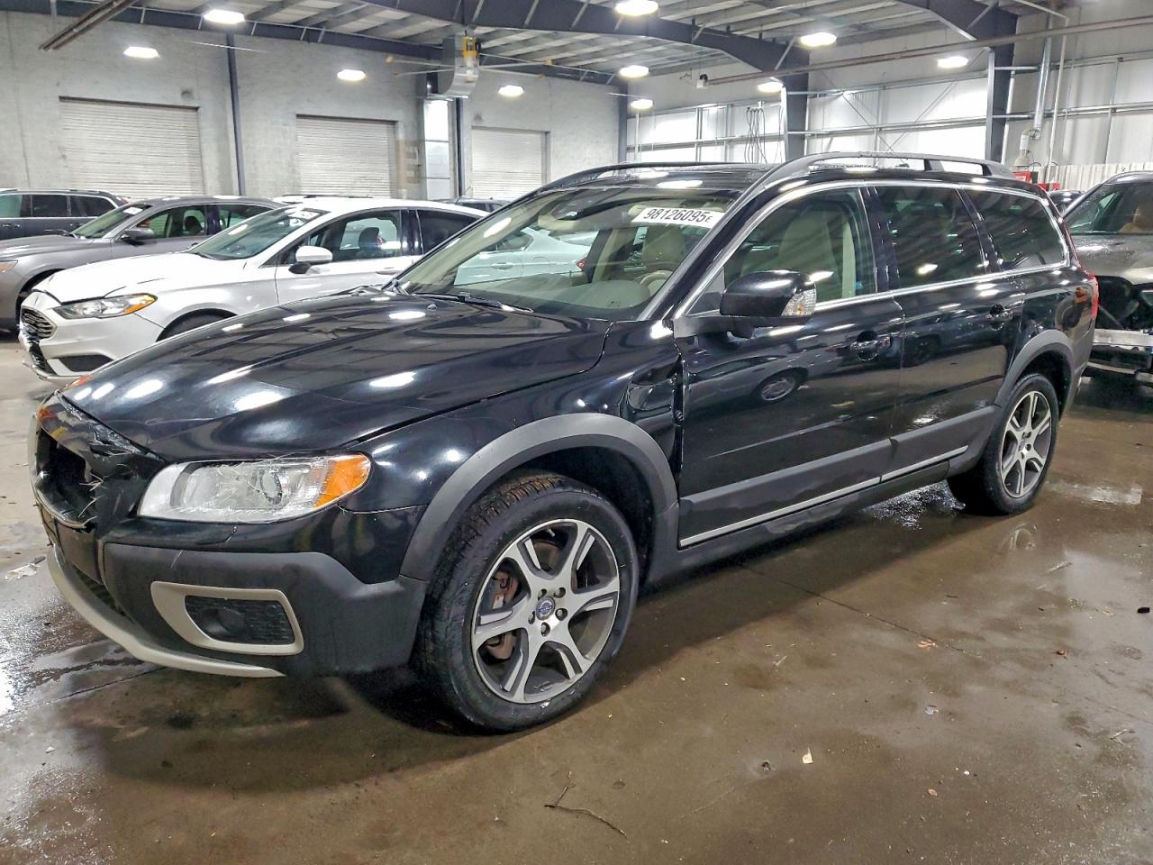 VOLVO XC70 T6 2012