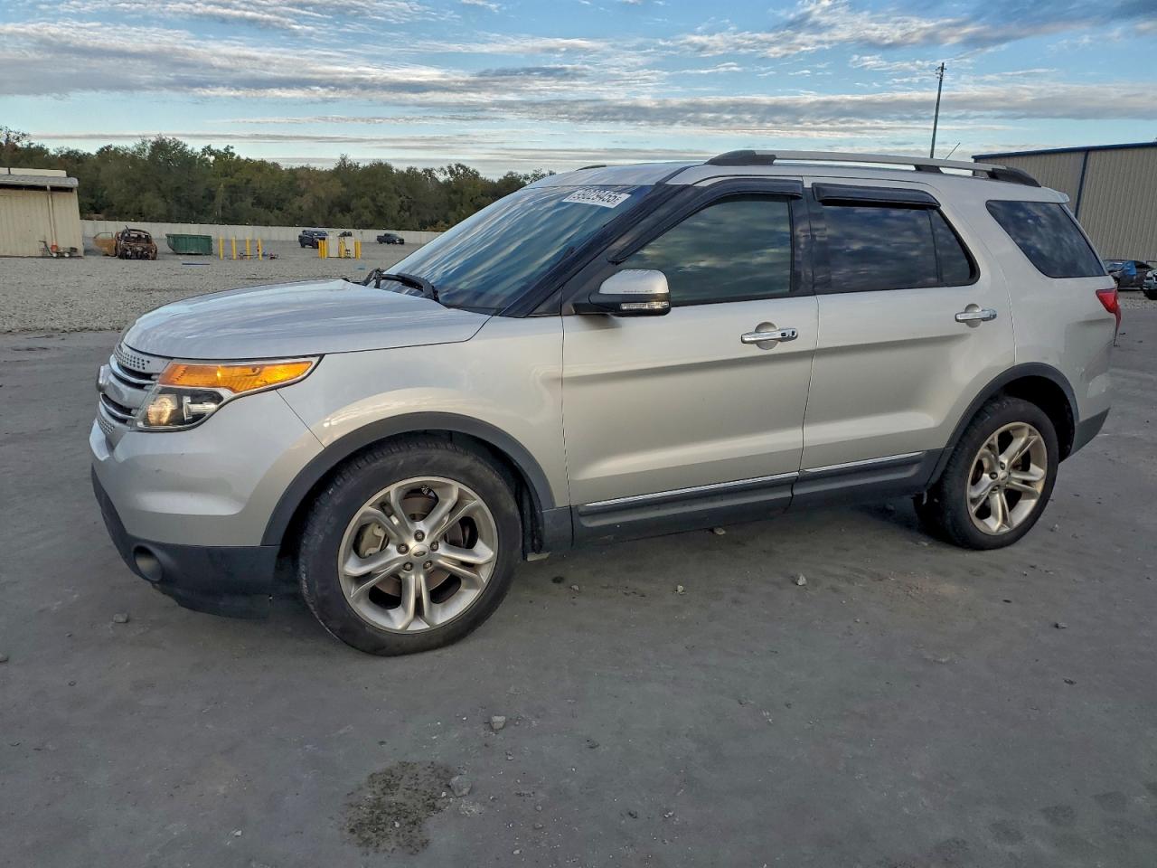 FORD EXPLORER L 2014