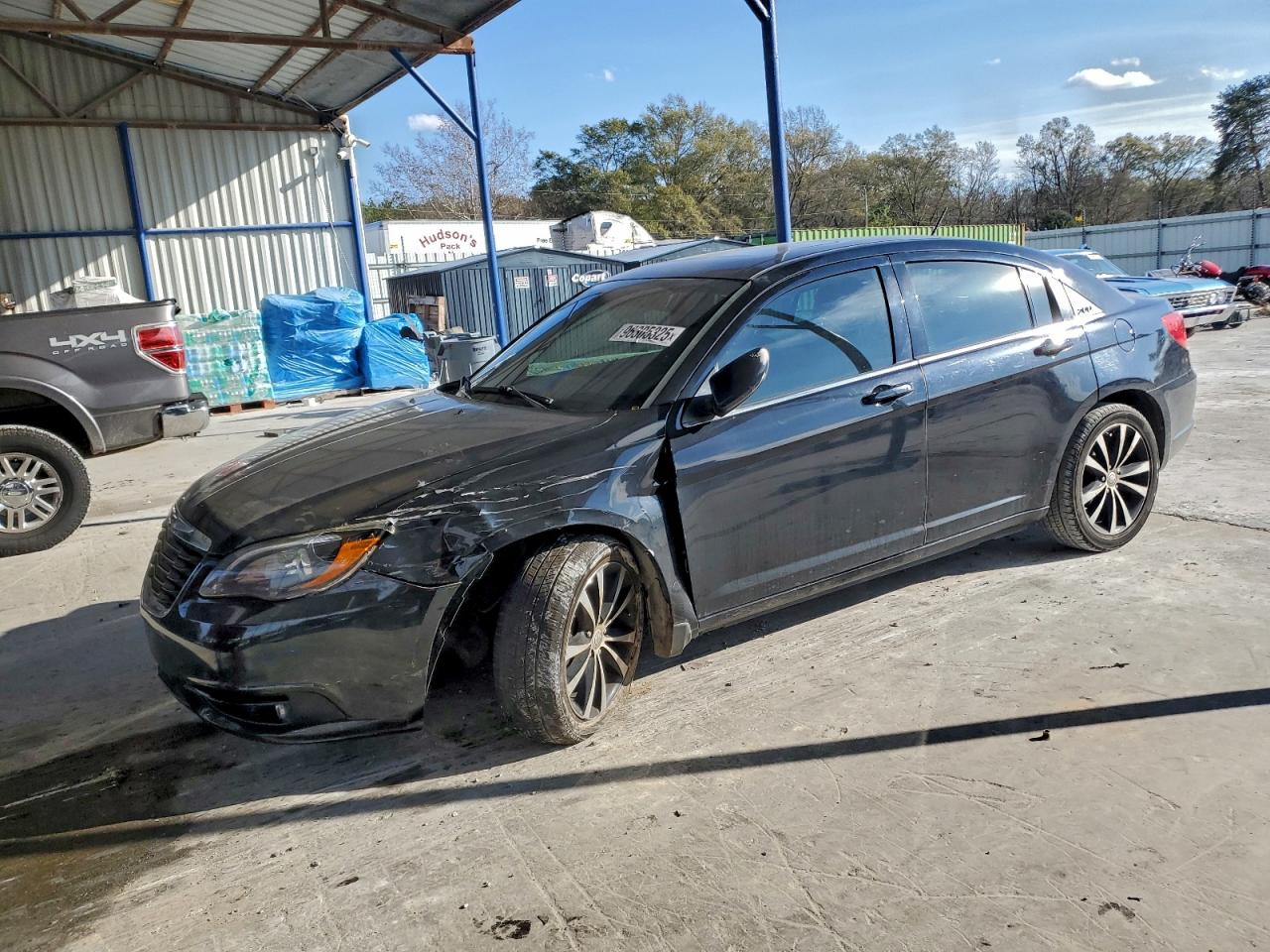 CHRYSLER 200 2013