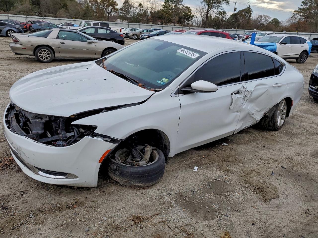 CHRYSLER 200 2016