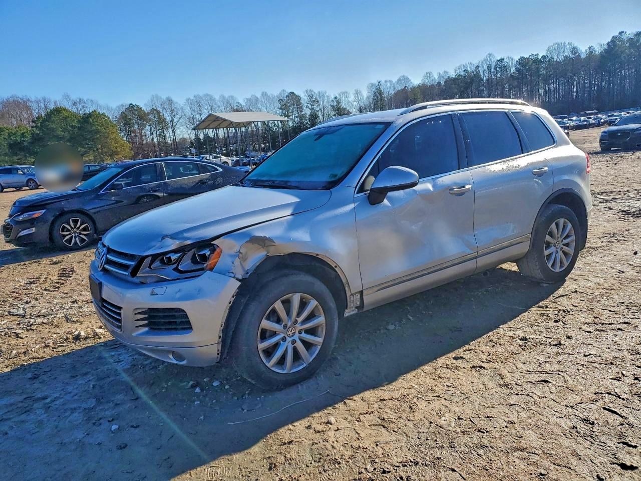 VOLKSWAGEN TOUAREG V6 2012