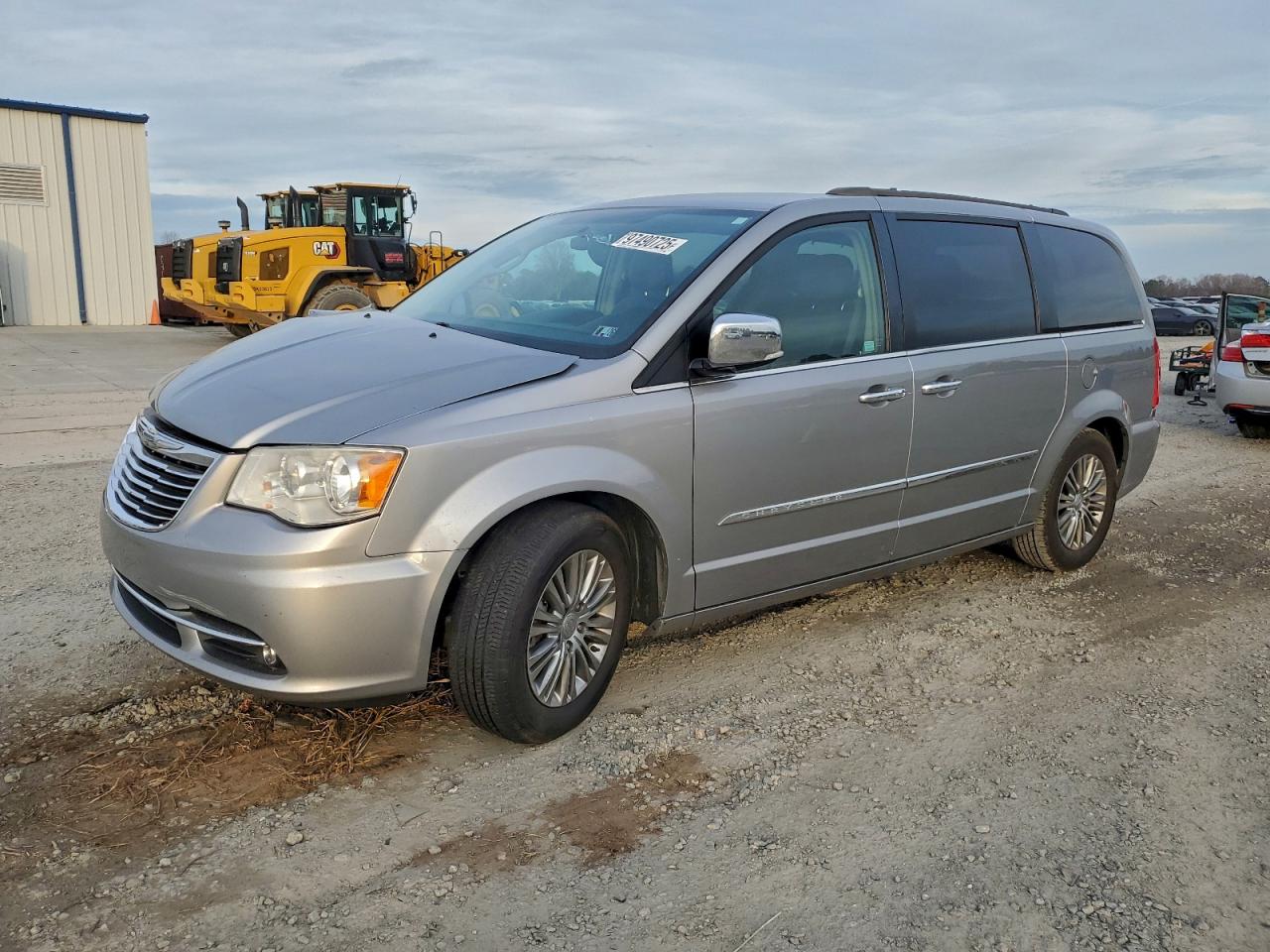 CHRYSLER TOWN & COUNTRY 2015