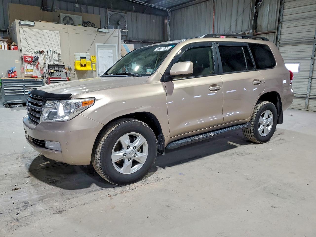 TOYOTA LAND CRUISER 2011