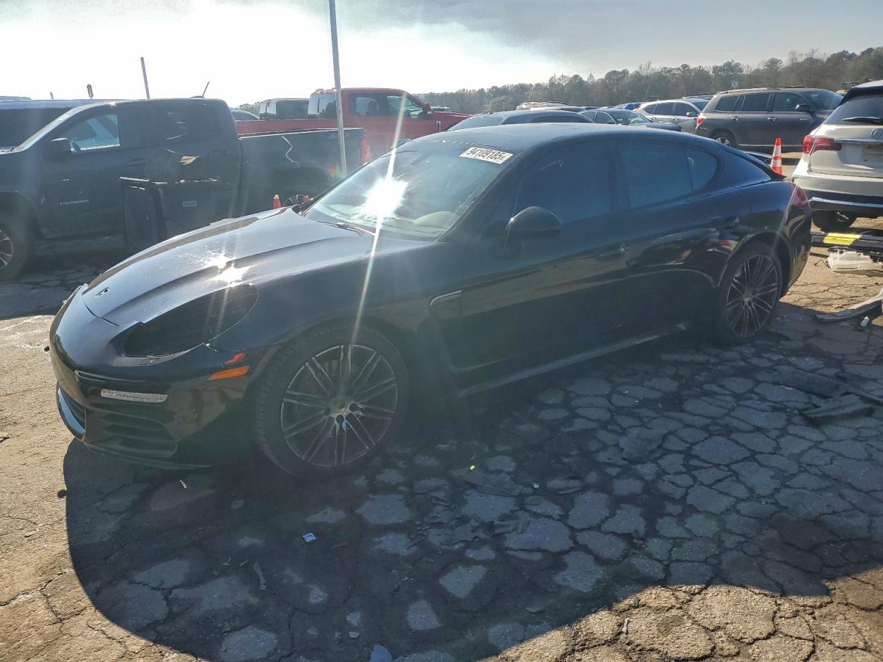PORSCHE PANAMERA 2 2016