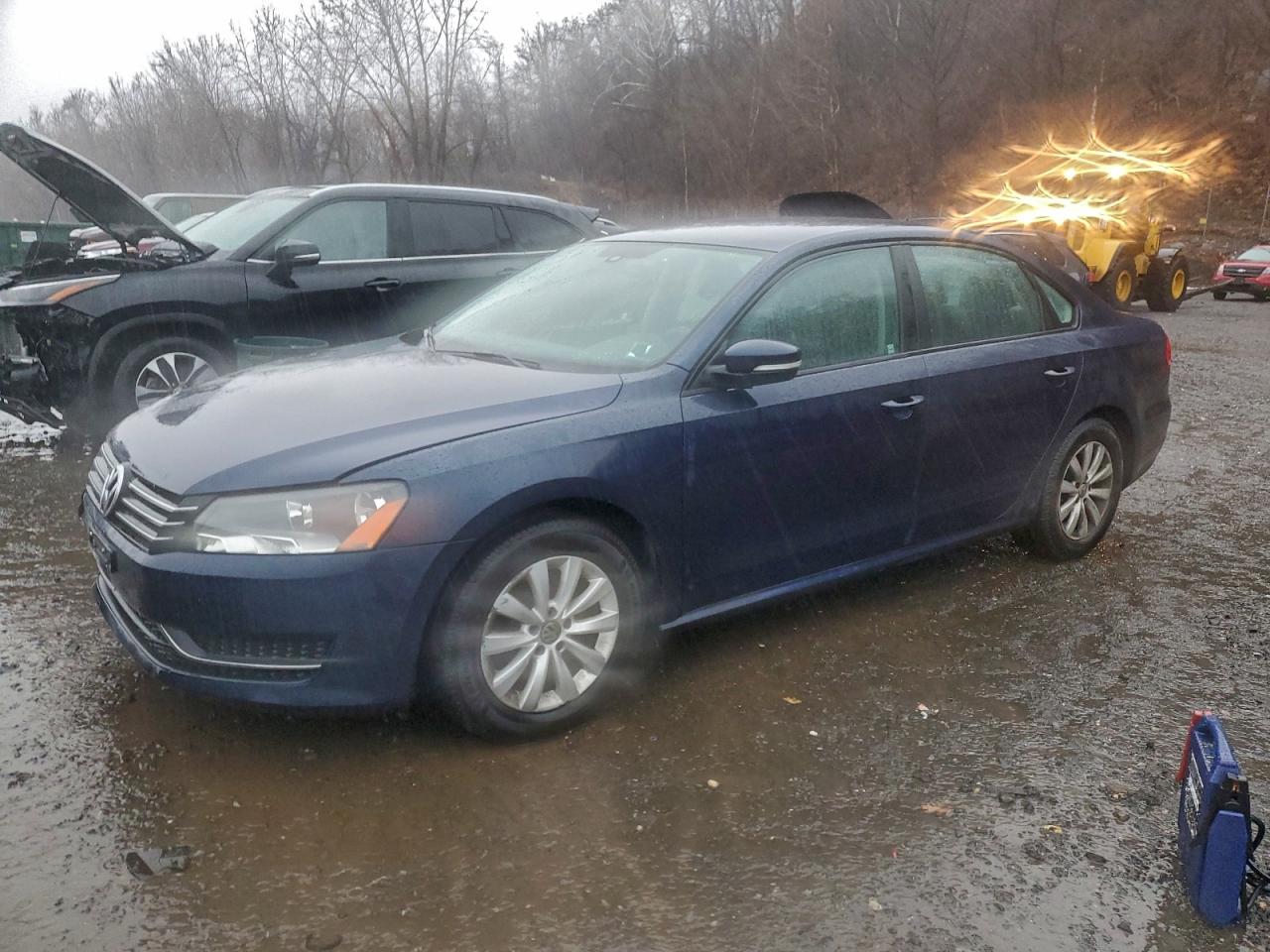 VOLKSWAGEN PASSAT S 2013