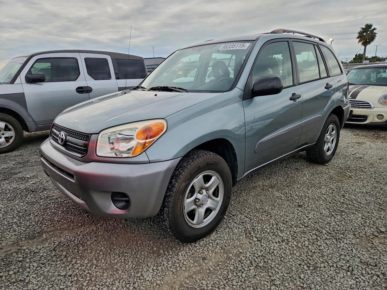 TOYOTA RAV4 2005
