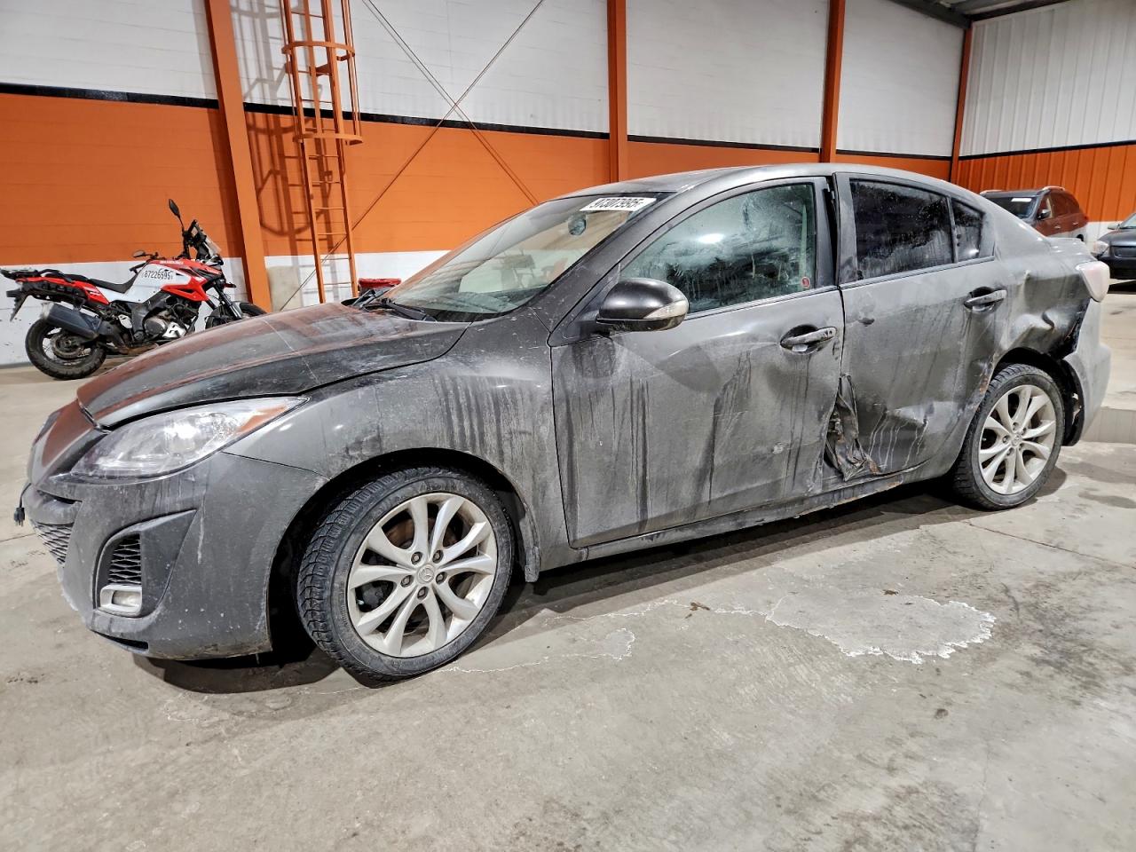 MAZDA 3 2010