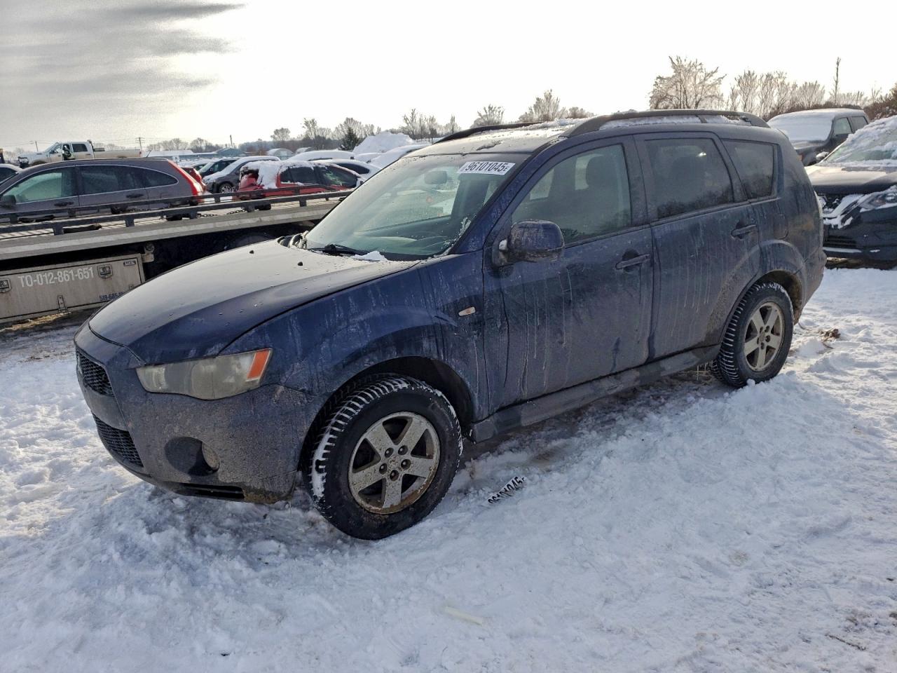 MITSUBISHI OUTLANDER 2011