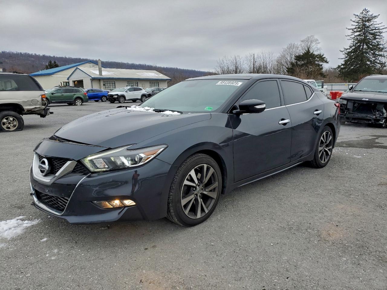 NISSAN MAXIMA 2017