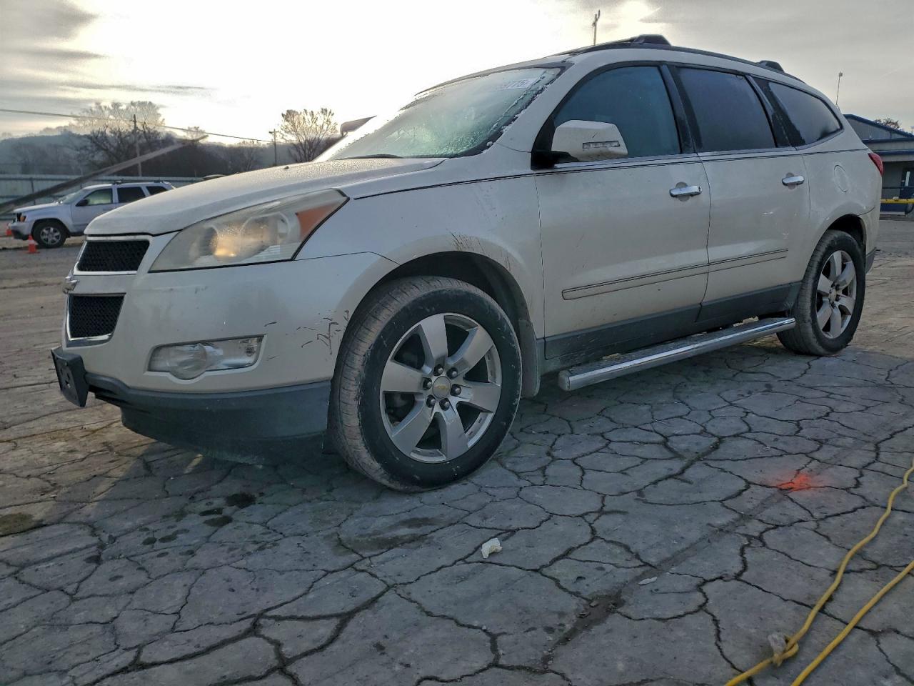 CHEVROLET TRAVERSE L 2011