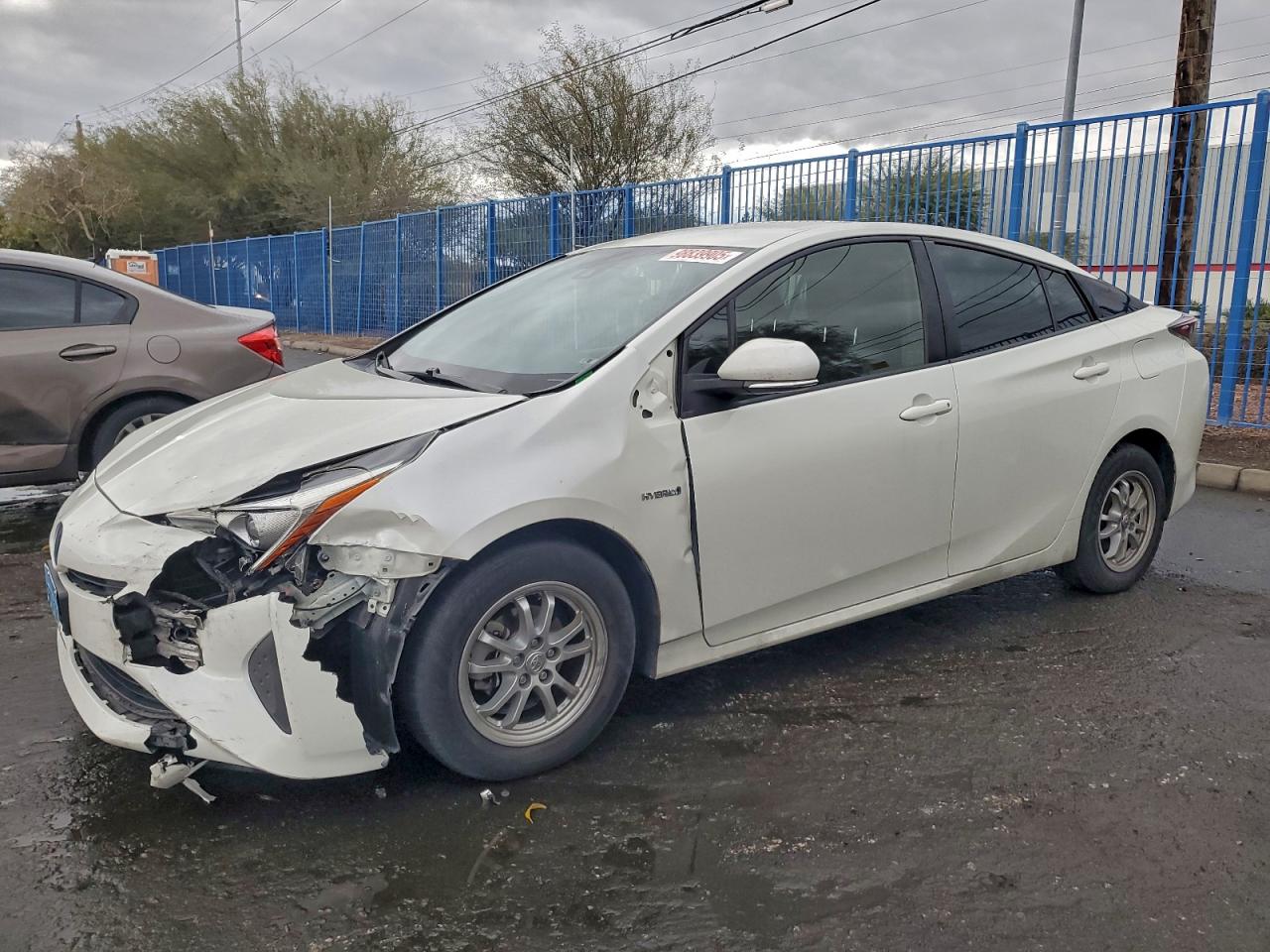 TOYOTA PRIUS 2017