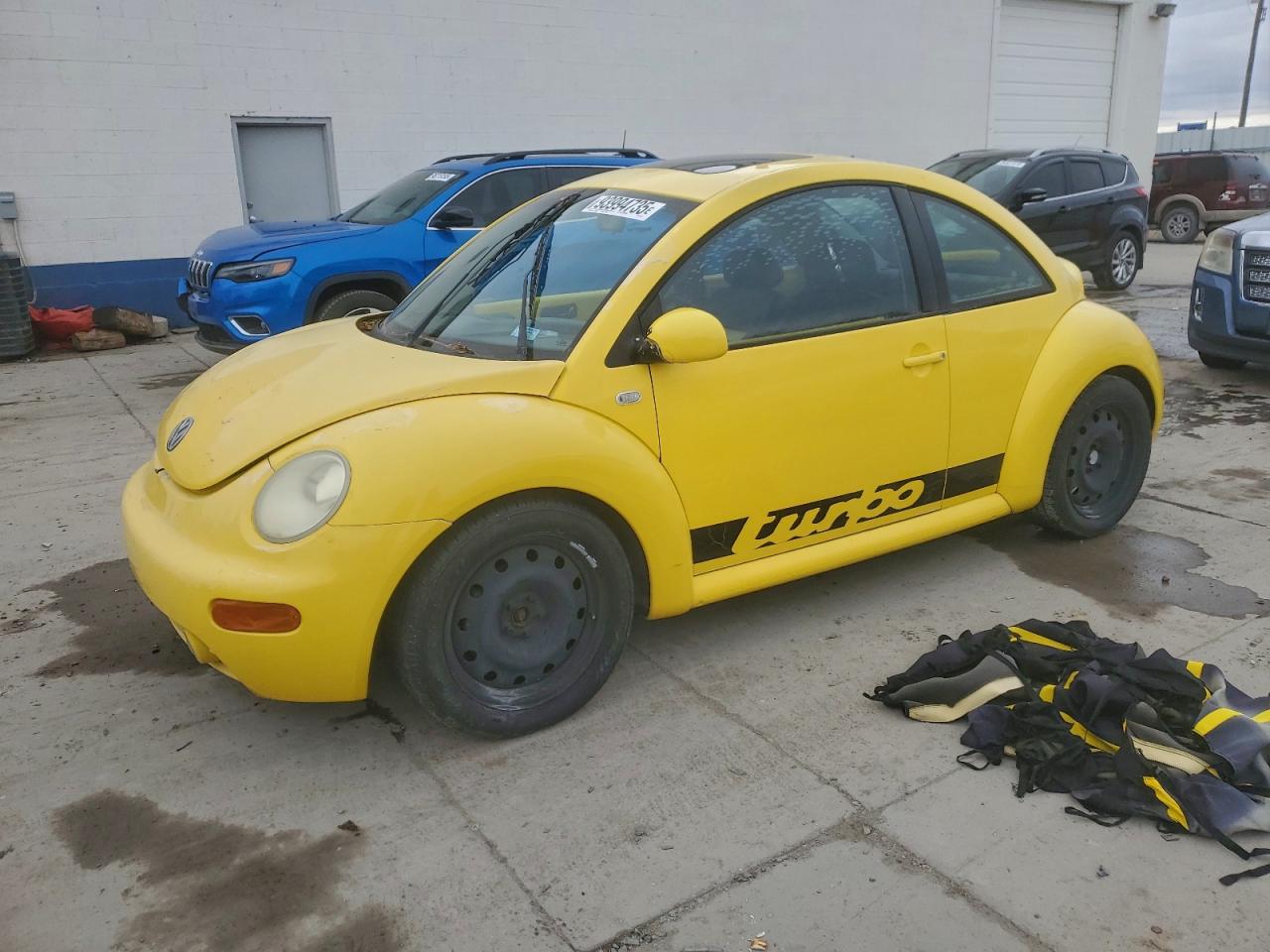 VOLKSWAGEN NEW BEETLE 2002