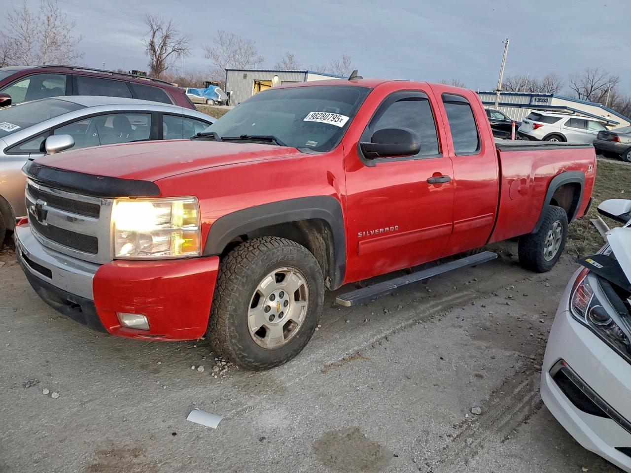 CHEVROLET SILVERADO 2011
