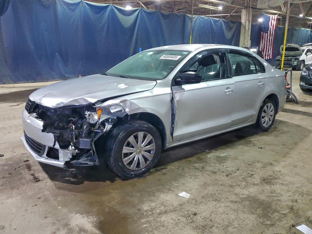 VOLKSWAGEN JETTA BASE 2013