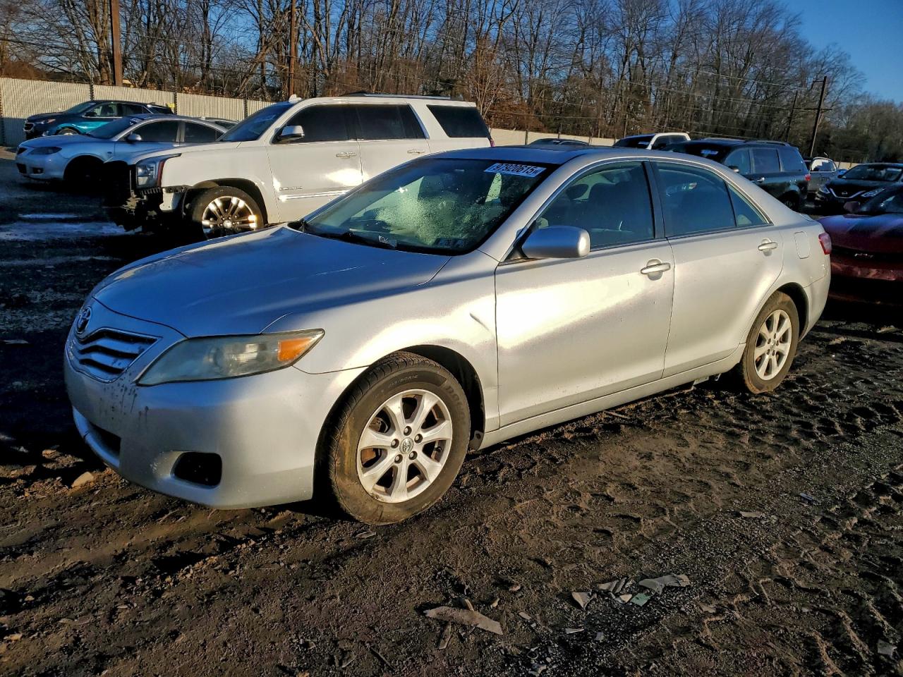 TOYOTA CAMRY BASE 2011