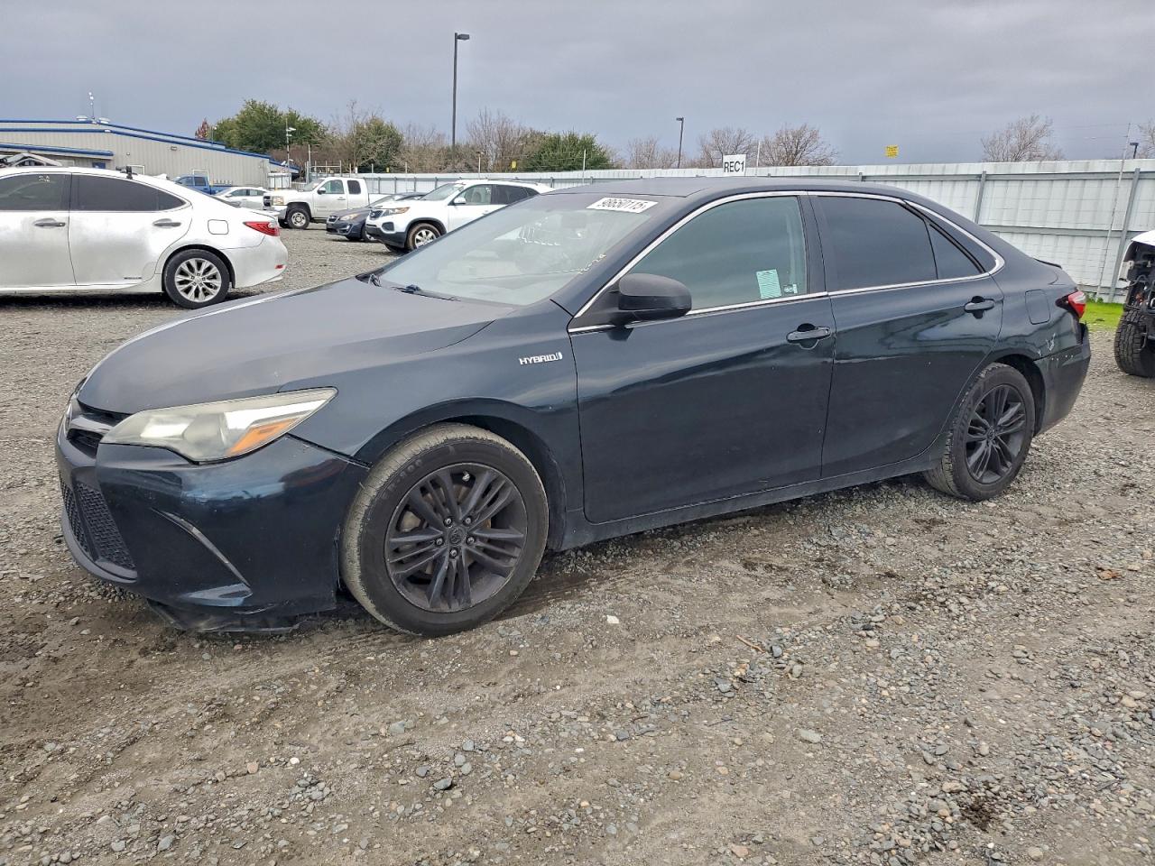 TOYOTA CAMRY HYBR 2016