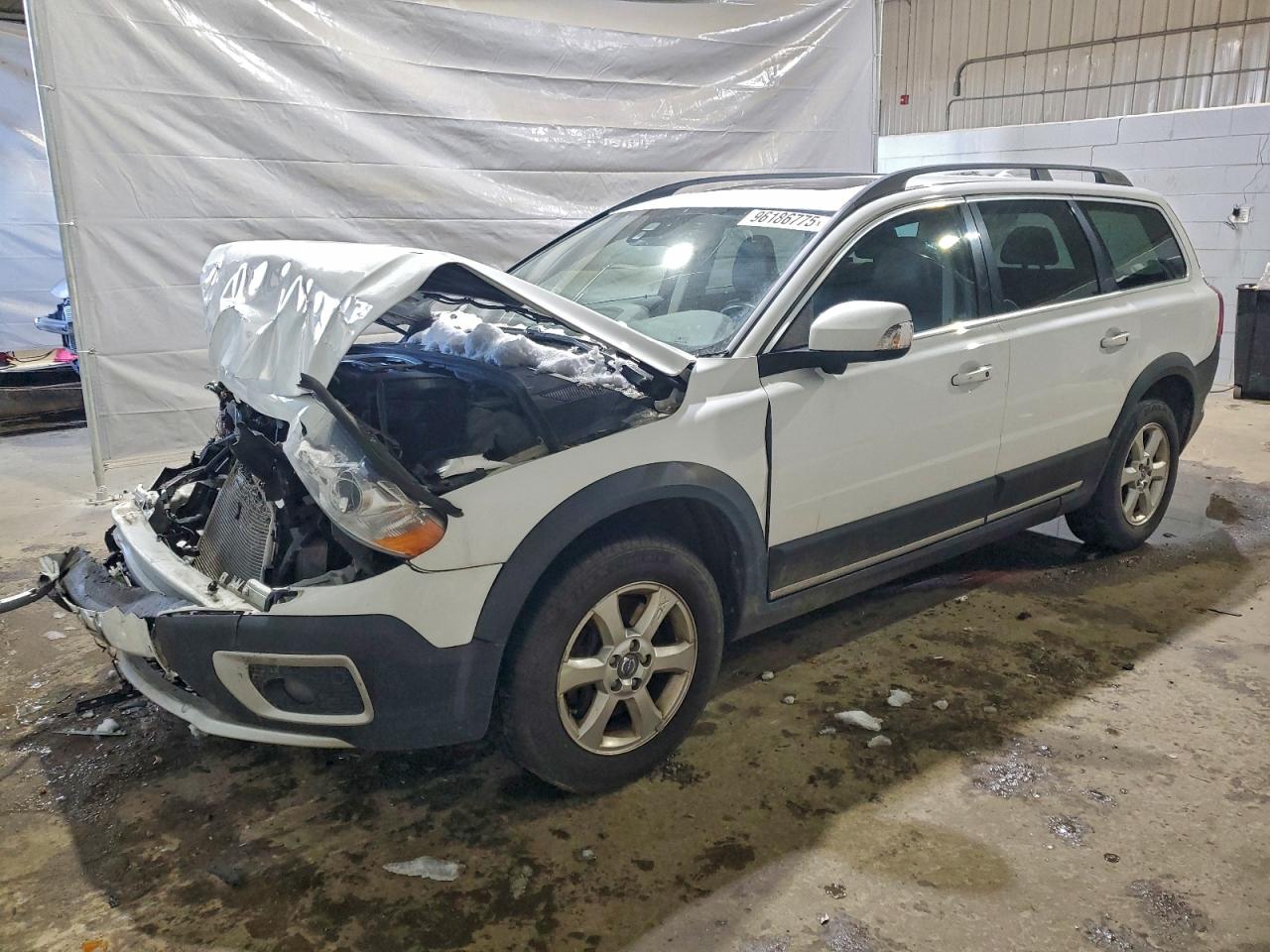 VOLVO XC70 3.2 2013