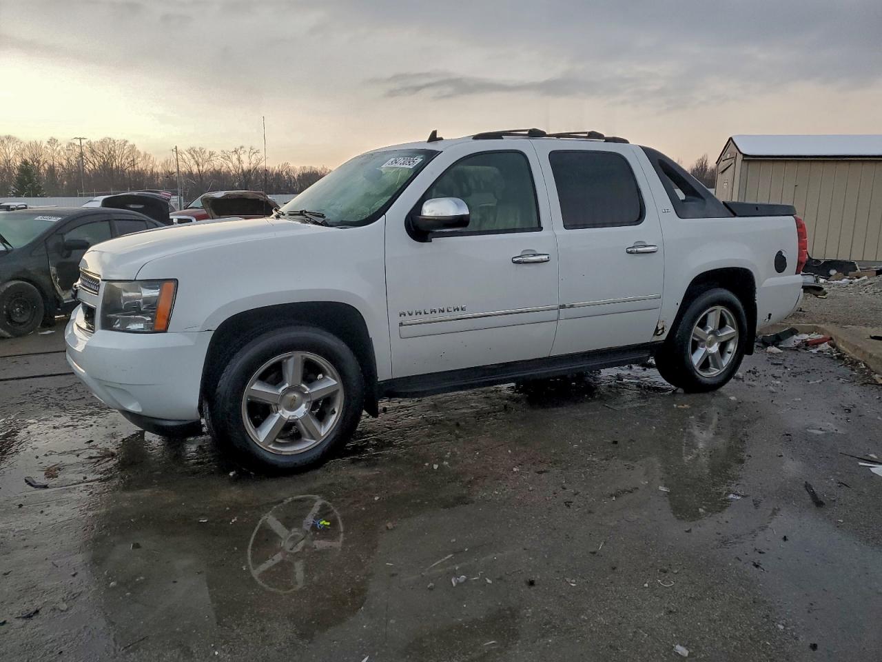 CHEVROLET AVALANCHE 2012
