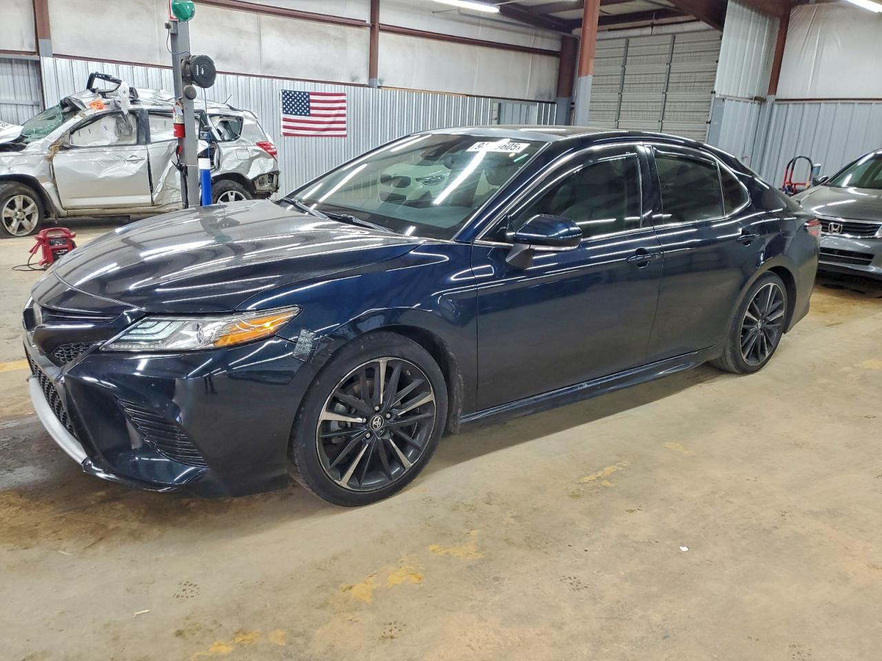 TOYOTA CAMRY 2019