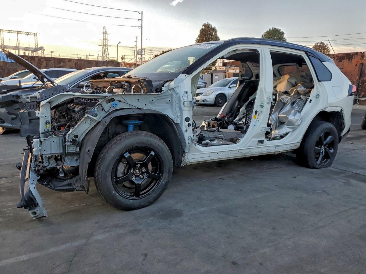 TOYOTA RAV4 XSE 2019