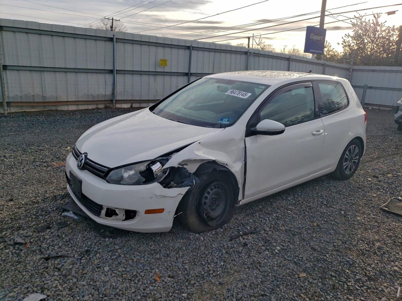 VOLKSWAGEN GOLF 2012